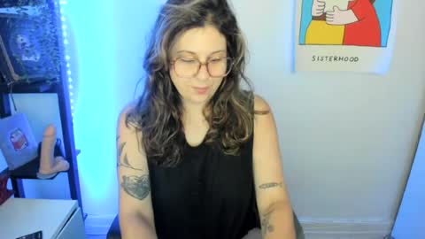 Snapshot of rose257044 chatting on June 27, 2026, 1:28 pm rose257044 online show from June 27, 2026, 1:28 pm