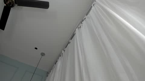 rose__monroe online show from February 8, 2026, 7:39 pm