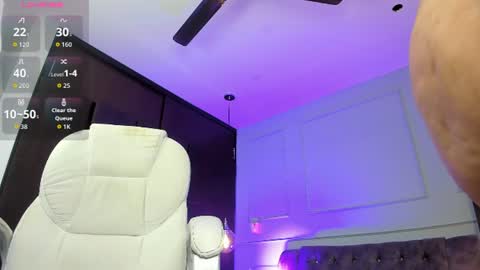 rose__monroe online show from July 24, 2026, 8:29 pm