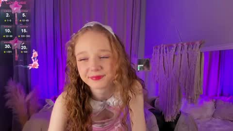 Snapshot of rose_charming_ chatting on December 3, 2024, 9:56 pm Rose online show from December 3, 2024, 9:56 pm