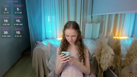 Snapshot of rose_charming_ chatting on January 23, 2025, 1:08 am Rose online show from January 23, 2025, 1:08 am