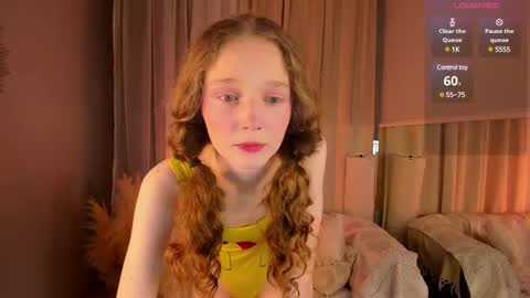 Snapshot of rose_charming_ chatting on February 19, 2025, 6:11 am Rose online show from February 19, 2025, 6:11 am