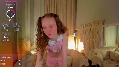Snapshot of rose_charming_ chatting on February 26, 2025, 10:53 pm Rose online show from February 26, 2025, 10:53 pm
