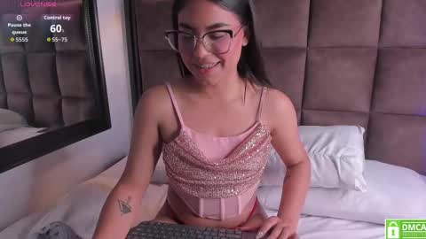 Rose online show from November 8, 2025, 9:02 pm