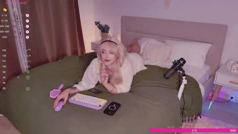 Rose    online show from December 26, 2024, 9:37 pm