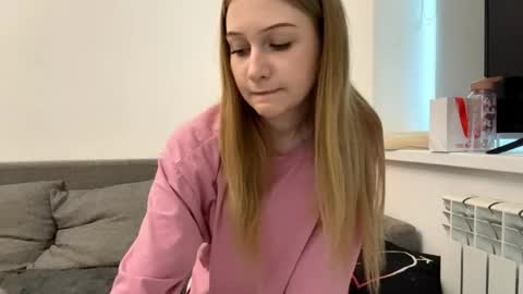 Snapshot of roseblansh chatting on May 11, 2026, 4:04 pm roseblansh online show from May 11, 2026, 4:04 pm