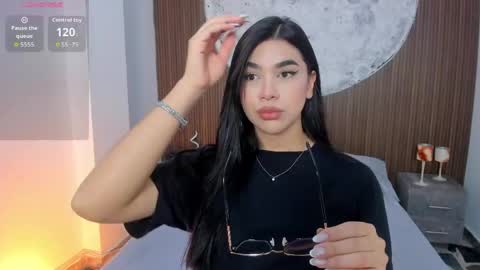 Rose online show from April 15, 2026, 2:35 pm