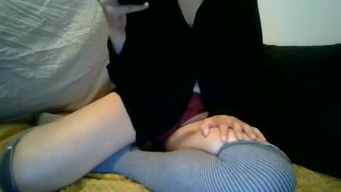 Snapshot of rosecroixx chatting on July 13, 2026, 5:49 pm rosecroixx online show from July 13, 2026, 5:49 pm