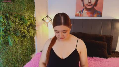 Rosee online show from December 15, 2025, 11:47 am