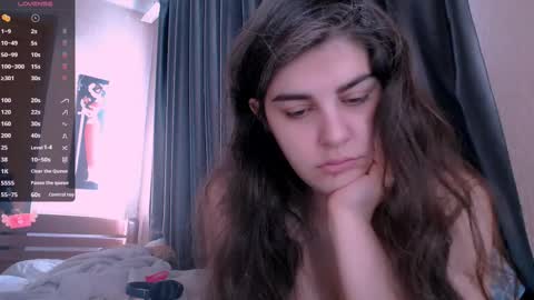 Rose online show from February 22, 2025, 6:39 am