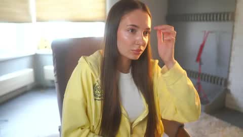 Snapshot of rosemarielupkes chatting on June 6, 2026, 10:09 am Darle online show from June 6, 2026, 10:09 am