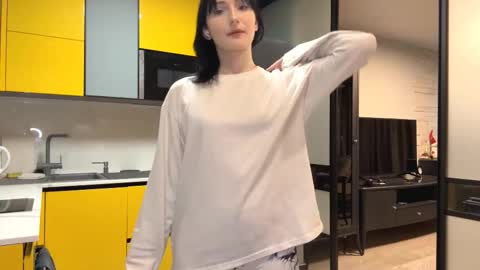 Nika online show from November 19, 2025, 9:53 am