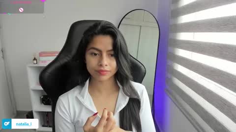 Nat online show from November 13, 2025, 2:49 pm