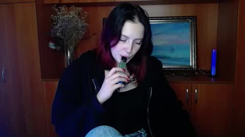 Scarlet online show from October 29, 2025, 7:10 am