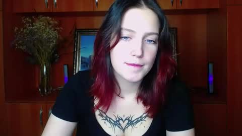 Scarlet online show from November 20, 2025, 7:19 am