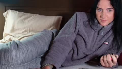 Snapshot of rosetalkxxx chatting on March 6, 2025, 11:53 pm Rosie online show from March 6, 2025, 11:53 pm