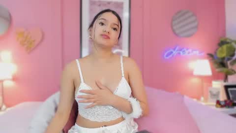 rosevelvet_dh online show from June 26, 2026, 11:58 am
