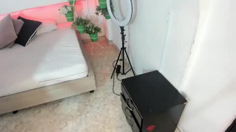 rosi_cooper online show from December 26, 2024, 10:59 am