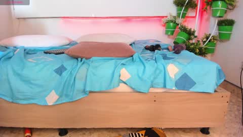 rosi_cooper online show from February 8, 2025, 2:16 pm