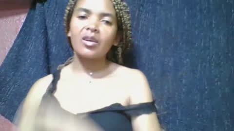 rosia685234 online show from April 29, 2026, 3:38 pm