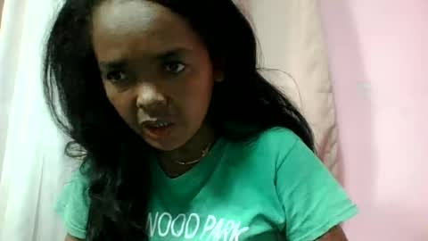 rosia685234 online show from July 17, 2026, 8:32 am