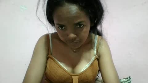 rosia685234 online show from July 28, 2026, 12:12 pm