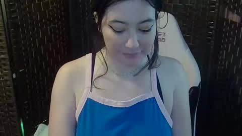 Snapshot of rosierevive chatting on March 30, 2026, 10:00 pm Rosie Revive online show from March 30, 2026, 10:00 pm