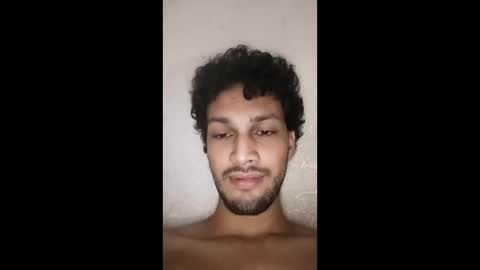 Snapshot of roskof69 chatting on February 20, 2025, 9:22 am Ribuu online show from February 20, 2025, 9:22 am