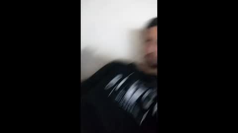 Snapshot of roskof69 chatting on February 26, 2025, 7:31 am Ribuu online show from February 26, 2025, 7:31 am