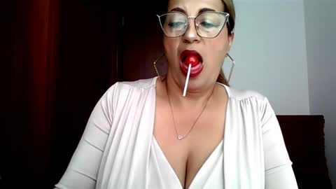 Snapshot of rossanalionheart chatting on May 14, 2026, 12:56 pm Rossana online show from May 14, 2026, 12:56 pm