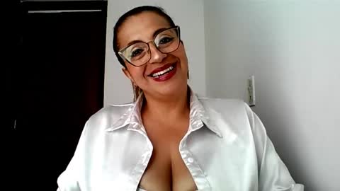 Rossana  online show from June 3, 2026, 2:55 pm