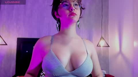 rosse  garden online show from May 26, 2026, 12:01 pm