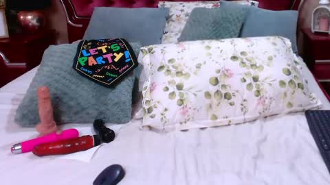 Rosse Cougar  online show from February 24, 2025, 8:38 am