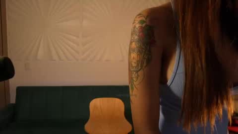 Snapshot of rosseyquiin chatting on December 22, 2024, 12:39 am Rossey online show from December 22, 2024, 12:39 am