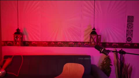 Snapshot of rosseyquiin chatting on March 3, 2025, 4:14 am Rossey online show from March 3, 2025, 4:14 am