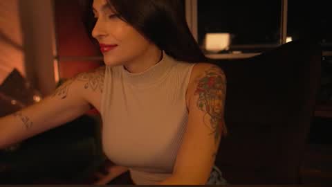 Snapshot of rosseyquiin chatting on September 24, 2025, 2:59 am Rossey online show from September 24, 2025, 2:59 am