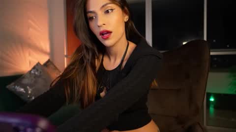 Snapshot of rosseyquiin chatting on October 25, 2025, 2:30 am Rossey online show from October 25, 2025, 2:30 am