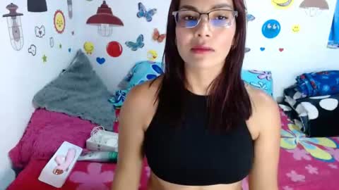 rossi_sexy online show from June 15, 2026, 6:54 pm