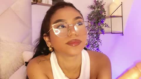 Snapshot of rossie_taylor chatting on May 29, 2026, 3:37 am rossie online show from May 29, 2026, 3:37 am