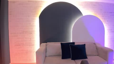 Rossie Rhoades online show from October 23, 2025, 7:34 pm