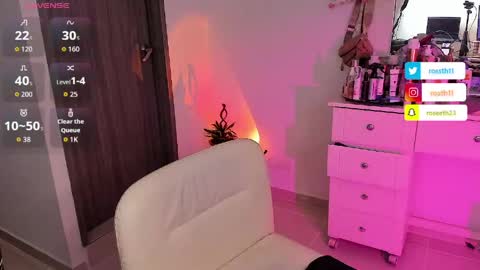 Snapshot of rossth11 chatting on May 12, 2026, 10:40 pm Im Ross online show from May 12, 2026, 10:40 pm