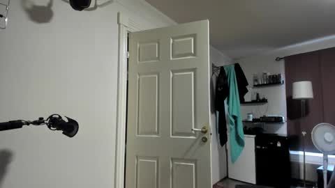 Rostungur online show from February 27, 2025, 4:43 pm