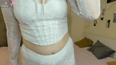Snapshot of rosy_sigh chatting on May 2, 2026, 9:42 pm Im Luna online show from May 2, 2026, 9:42 pm