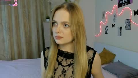 Snapshot of rosy_sigh chatting on May 3, 2026, 9:21 pm Im Luna online show from May 3, 2026, 9:21 pm