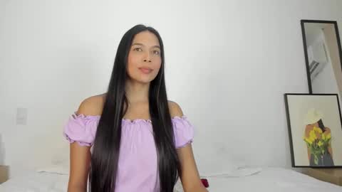 Snapshot of rouse_46 chatting on October 17, 2025, 10:01 pm Rouse online show from October 17, 2025, 10:01 pm