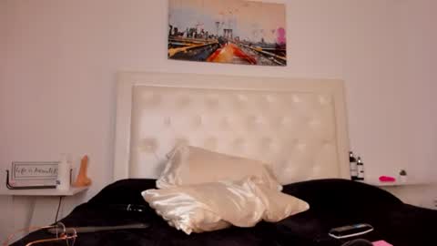 rouse_sexy_hotxx77 online show from June 14, 2026, 4:09 pm