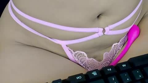 rouse_sexy_hotxx77 online show from June 17, 2026, 4:04 am