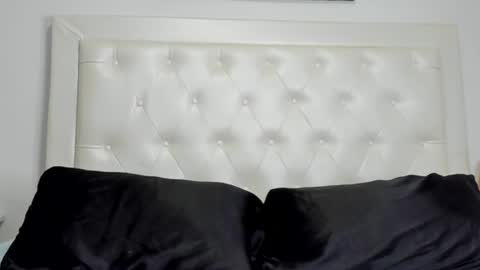 rouse_sexy_hotxx77 online show from June 24, 2026, 2:10 am