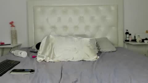 rouse_sexy_hotxx77 online show from July 12, 2026, 4:42 pm
