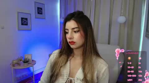 Snapshot of rousee_v chatting on September 26, 2025, 12:42 pm Rousee online show from September 26, 2025, 12:42 pm